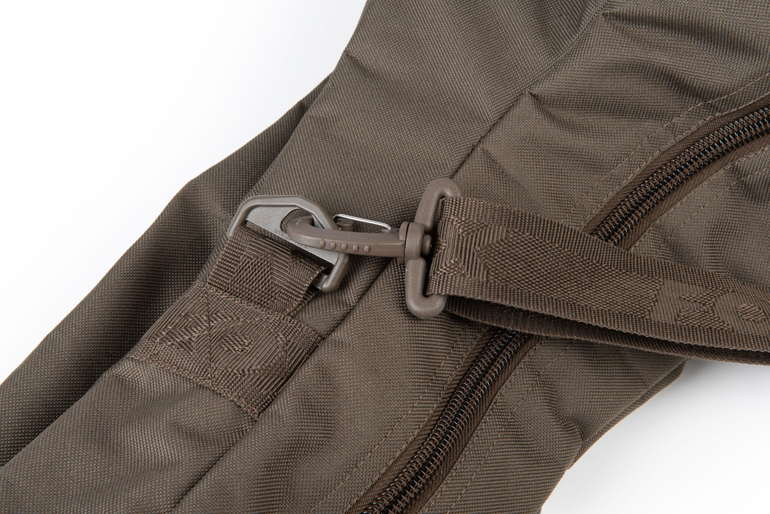 explorer_3_rod_bag_landing_strap_fixing_detailjpg
