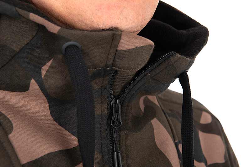 cfx426_431_fox_camo_full_zip_premium_310_hoodie_necklinejpg