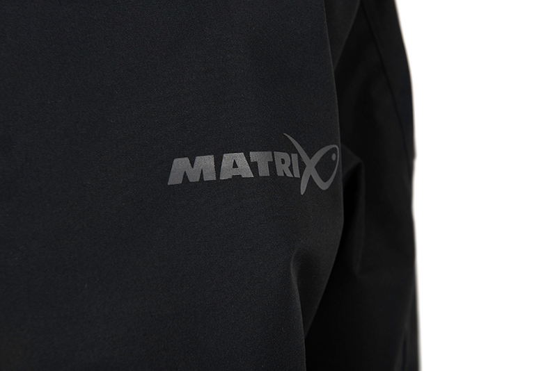 7-gpr332_328_matrix_10k_jacket_chest_logo_detailjpg