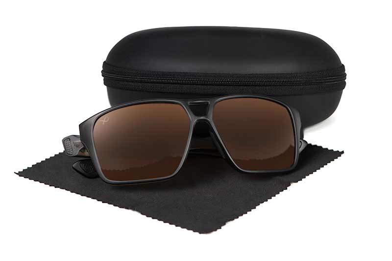 gsn004_matrix_sunglasses_casual_with_case_and_clothjpg