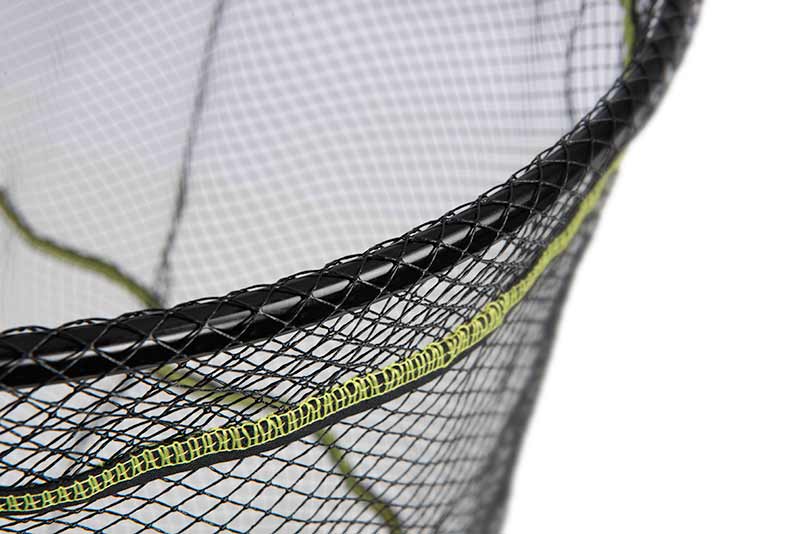 gln078_matrix_carp_latex_s_landing_net_45x35cm_mesh_detailjpg