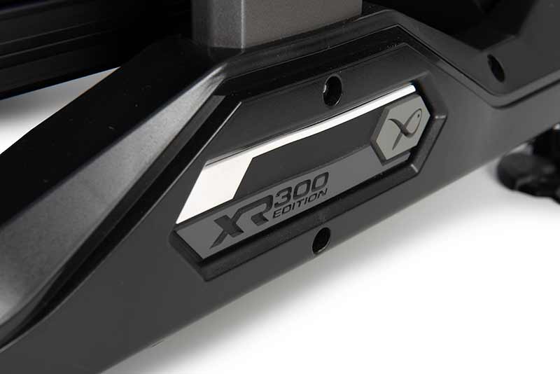 gmb198_matrix_xr300_graphite_limited_edition_seatbox_logo_2jpg